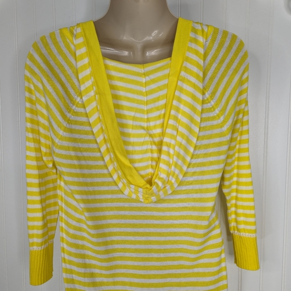 GAP Yellow Striped Hooded Lightweight Sweater Sz M - Picture 6 of 9